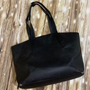 All Day Tote 26 L Black